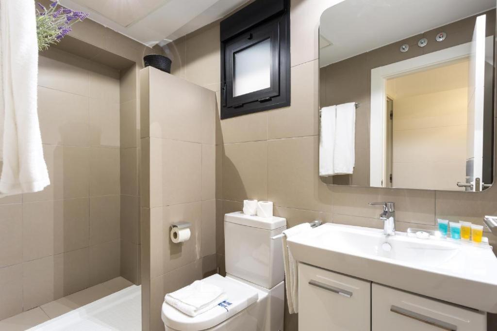 Atrivm San Julian Apartment Sevilla Bagian luar foto